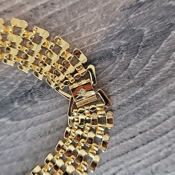 Vintage Premier Designs Goldtone Link Necklace - Picture 5 of 5